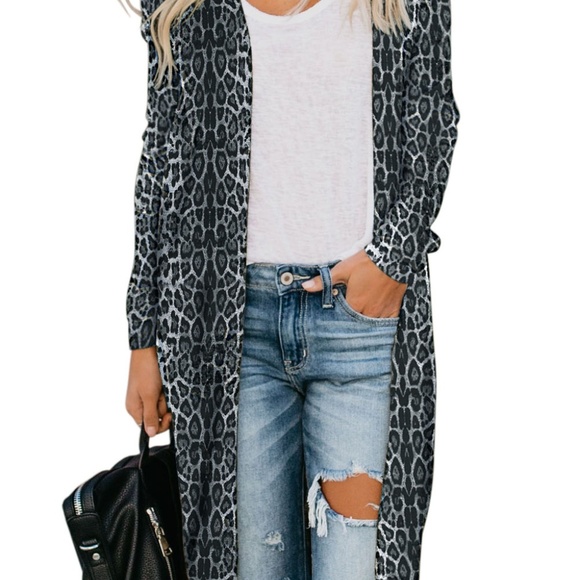 Sweaters - ❤️🎉HP Pick 🎉❤️ Leopard Duster cardigan Sweater!